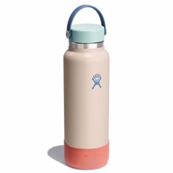 HydroFlask Special Edition 40 oz Wide Mouth - Picture 3 of 4